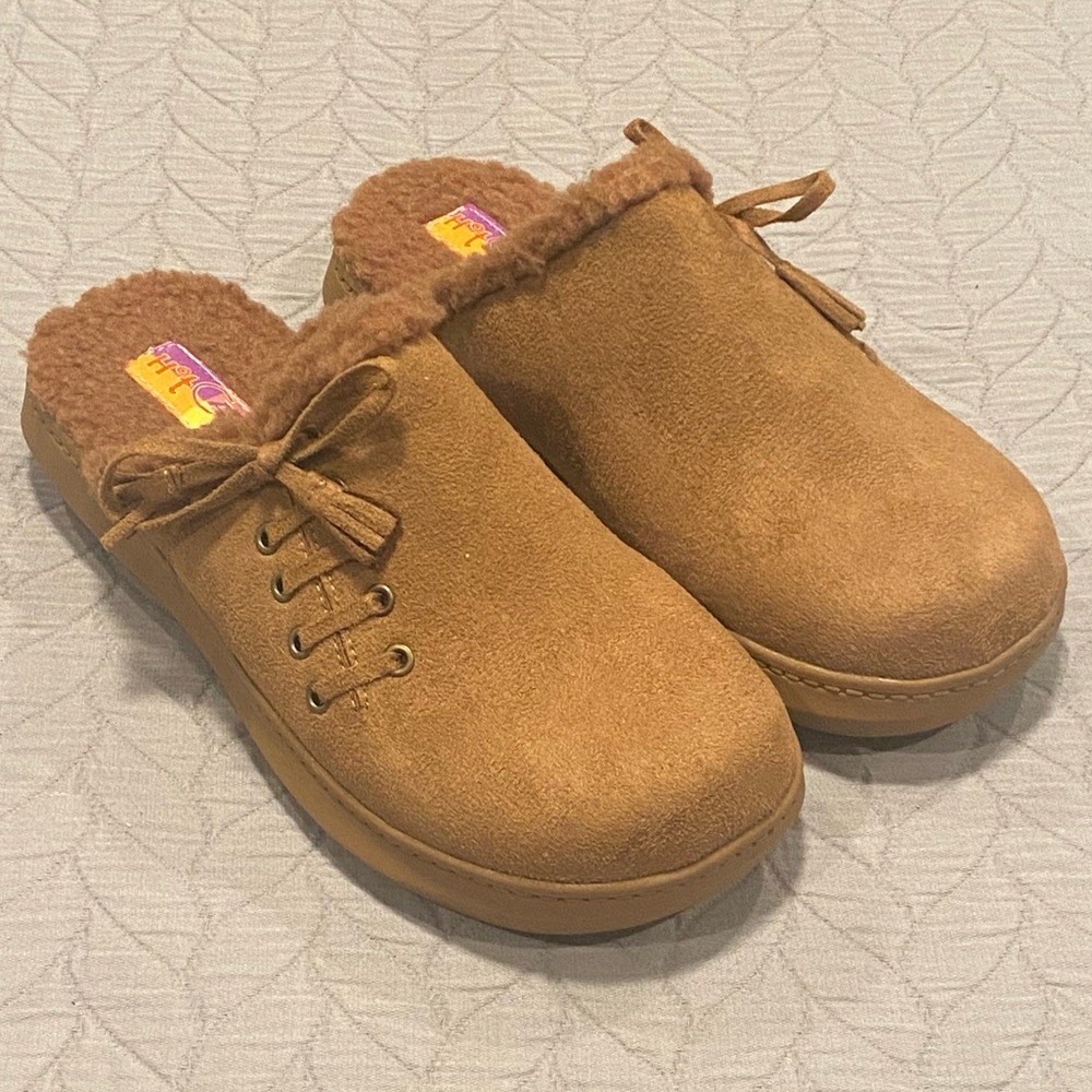 Hot Cakes Clogs